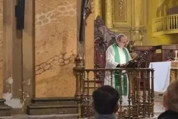 Cura denunciado por abusos sexuales participa de misas en la Catedral de Córdoba