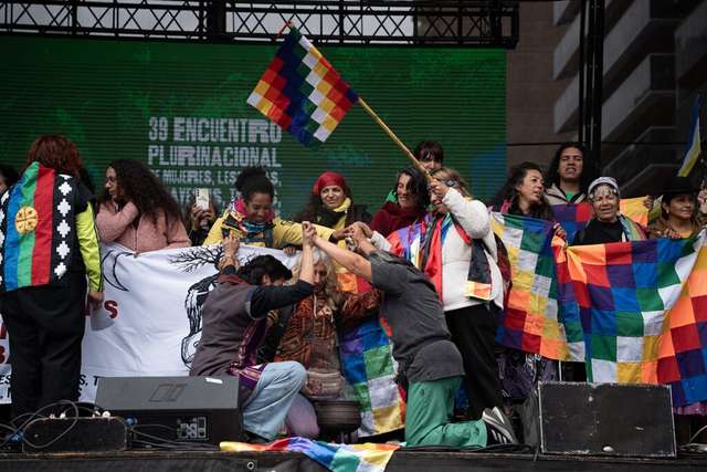 La deuda también se paga con el saqueo de nuestros territorios