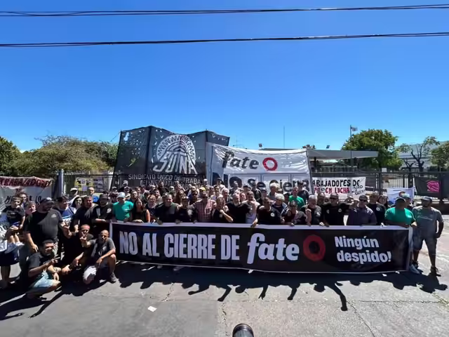 Elevan a juicio a 24 trabajadores del neumático por enfrentar el lockout de Fate