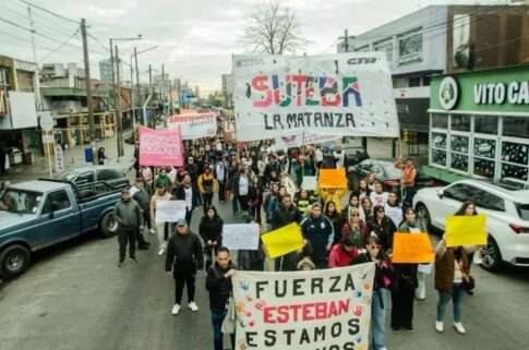 Gran jornada de 48 horas de lucha Multicolordocente en Buenos Aires