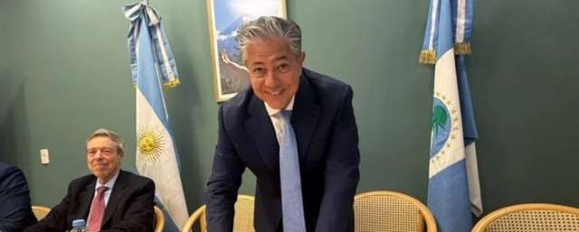 El gobierno de Neuquén viajó a Houston al cuete
