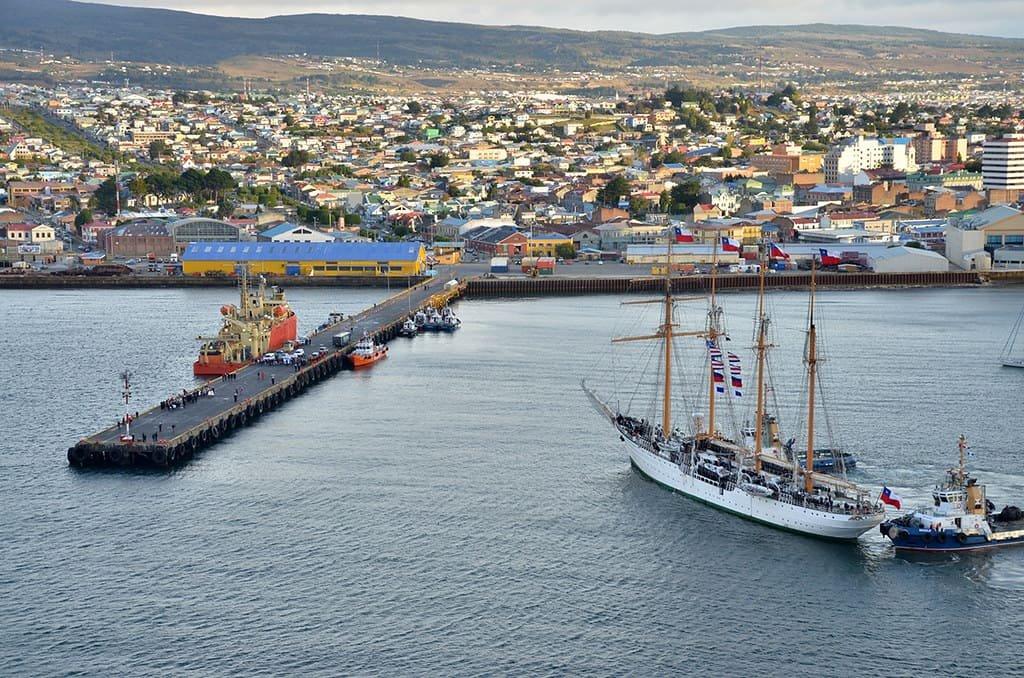 "Punta Arenas Business Showroom": otra estocada a la causa Malvinas de los aliados de Milei